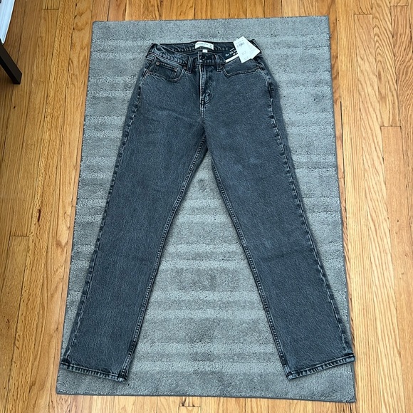 Abercrombie 90s Straight Mid Rise Jeans - Picture 1 of 4